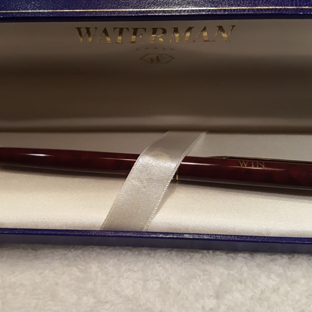 Waterman new in box red.color.pen
